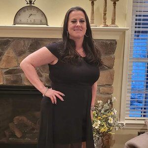 Meet your Posher, Becca